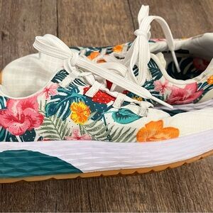 NOBULL Women's Tropical Floral Sneakers
